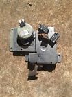 1438095 Thermador Door Latch 489102
