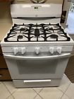 74422 Kenmore Gas Range With Broil Serve Drawer White