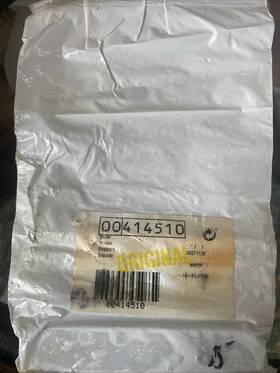 00414510 Bosch Thermador Hinge Receivers Oven Door Part # New This Is A Pair