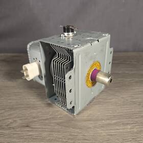 Bosch Hbl8752ucc/02 Genuine Microwave Magnetron # 10001590