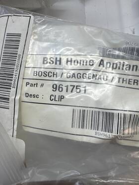 961751 Bosch/thermador/gaggenau Genuine Oem Replacement Clip Part#