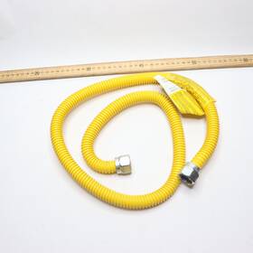 Cssc14r-48 Brasscraft Gas Appliance Connector 3/4 Inch Mip X 1/2 48 - Missing Adapters