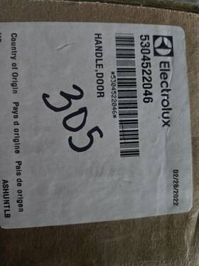 5304522046 Electrolux Oem Frigidaire Range Handle Black New In Box