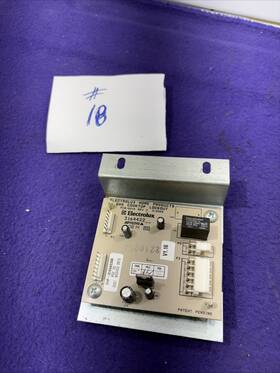 316442200 Frigidaire Kenmore Range Surface Lockout Control Board
