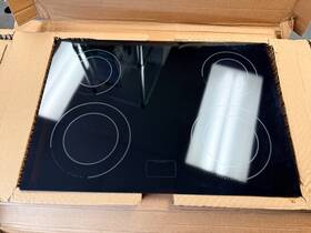 318223640 Frigidaire Genuine Range/stove/oven Glass Cooktop