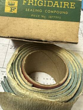 5877995 Frigidaire Vintage Nos Permagum Sealing Strip Refrigerator Freezer