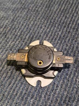 7531786 Frigidaire Vintage Range Part Therm-o-disc L-240 28472