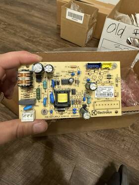 80884441 Frigidaire Control Board