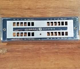 J245005 Ge 277c636 Vintage Original Oem Stove Model Push Button Holder Bezel