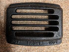 Pgs968sem2ss Ge Model Range Stove Cooktop Cast Iron Vent Cover Grate Used