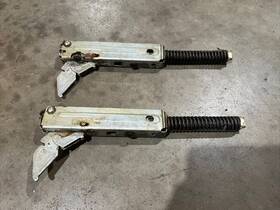Wb10t10114 Ge Wb10t10115 Set-l&r Wall Oven Door Hinges Part #s And