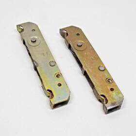 Wb10x5225 Ge Range Door Hinge Receptacle Pair Oem