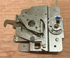 Wb14x5039 Ge Catch Part Number New