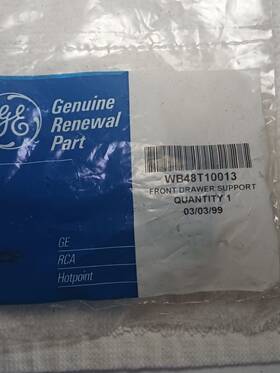 Wb48t10013 Ge Genuine Nos Factory Replacement Part Range Front Drawer Support