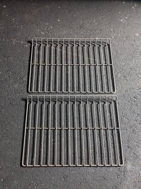 Wb48t10026 Ge Oem Stove Oven Range Set Of Two Racks Good Used Condition