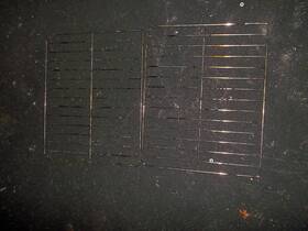 Wb48t10045 Ge Wall Oven Set Of Two Racks Some Wear And Staining