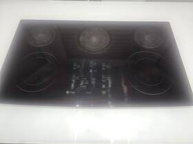 Wb62t10547 Ge Wb62t10282 Range Class Cooktop Assembly - Radiant