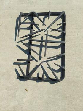 Wb31k10258 General Electric Ge Burner Grate Left Or Right Used