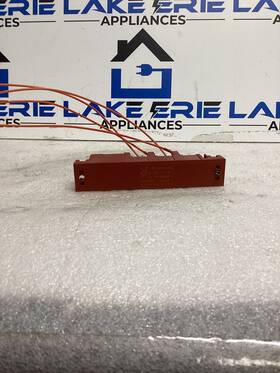 07.99.000250-000 Insignia Oem Range Terminal Block W Electrodes F701