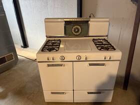 103297300 Kenmore Vintage Range