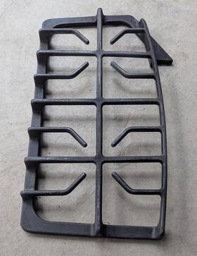 318391605 Kenmore 318379305 Frigidaire Cooktop Range Burner Grate Right Side