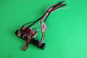 Wp8203546 Kitchenaid 8203546 Range/stove/oven Wire/wiring/terminal Block With Suppressor