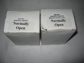 32-wb Master Signal #32-wb Lot Of 2 New Control Air Switch