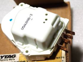 68233-3 Maytag Defrost Timer Oem New