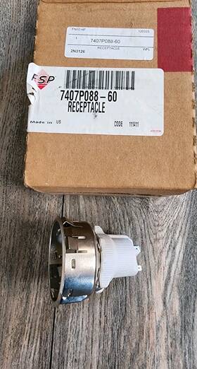 Wp7407p182-60 Maytag 7407p088-60 Genuine Oem Whirlpool Bulb Receptacle