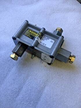 Y-30148-af9 Maytag 0063143 Dual Gas Valve Robertshaw Model Nc41755