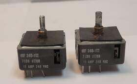 240-112 Robertshaw Lot Of 2 Inf Infinite Appliance Switches 15 Amp 240 Vac