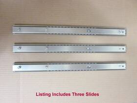 00415582 Thermador Downdraft Slides Three