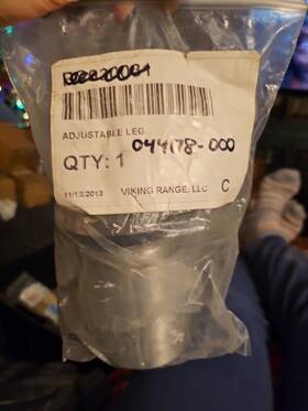 044178-000 Viking Genuine Oem Range Foot For Adjustable Leg B84