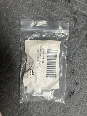 063974-000 Viking Center Mullion Hinge New