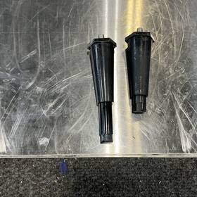 00-851800-00136 Vulcan-hart Leg Adjustable 4 Inch - 5 1/2 Black Plastic Single