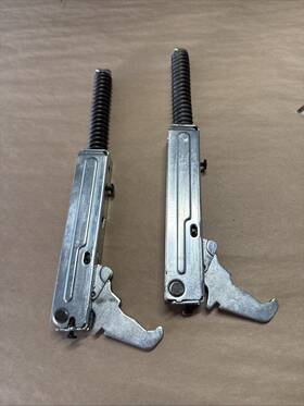 8300780 Whirlpool Oven Lower Hinge Set