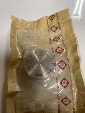 834543 Whirlpool Vintage Range Surface Knob - H2c3