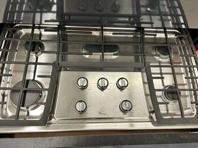 G7cg3665xs Whirlpool 5 Element Gas Cooktop