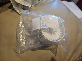 W10533503 Whirlpool Wheel-fan Blower Wheel -b90