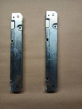 W11613828 Whirlpool Oven Hinge Receiver Set