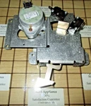 Thermador Oven Door Latch 14-33-232, 14-33-874, 00486757, 14-38-095. Fixed Price $64.95.