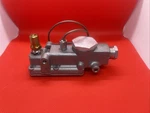 Robert Shaw Range 4000-004 Domestic Gas Valve New. Fixed Price $50.00.