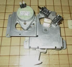 Thermador Oven Latch(original) 00489102, 00487676, 14-38-095,. Fixed Price $109.95.