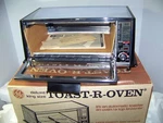 Vntg General Electric Toast-r-oven Model T94 Deluxe King Size 4-SLICE Nos. Fixed Price $149.95.