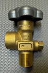 Cavagna CGA580 Inert Air Nitrogen Argon & Helium Gas Cylinder Valve 1" Ngt. Fixed Price $29.77.