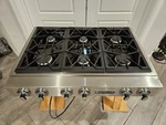 Jenn-air 36" Burner Cooktop Range JGCP636ADP Stainless Steel- Tested. Fixed Price $999.00.
