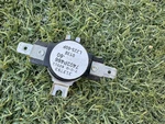 Oem Whirlpool /jenn-air Wall Oven Thermostat Switch 7403P466 From M# JMW9527CAS. Fixed Price $29.00.