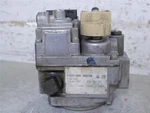 Robertshaw 7000BER Hvac Furnace Gas Valve 4E4-501-517. Fixed Price $76.00.