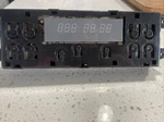 Ge Oven Control Board RGB08XM006CN 043120637 -033160206 (0132). Fixed Price $25.00.