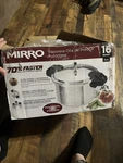 Mirro 92116 Polished Aluminum / 10 15-PSI Pressure Cooker Canner Cookwa.... Fixed Price $131.00.